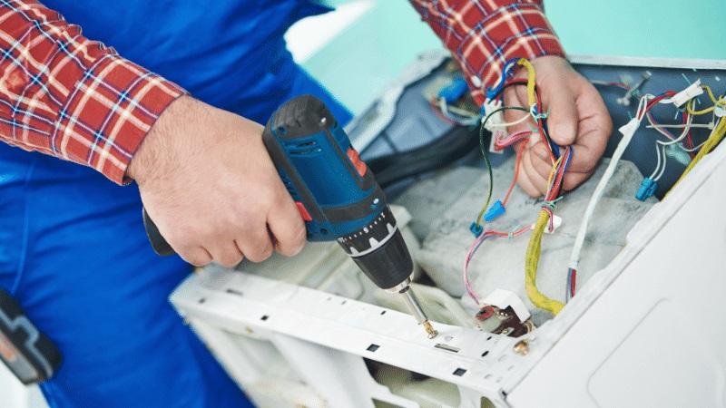 Salihli Siemens Siemens çamaşır makinesi kart tamiri – Su almama arızası orijinal parça ile giderildi. - Teknik servis örneği